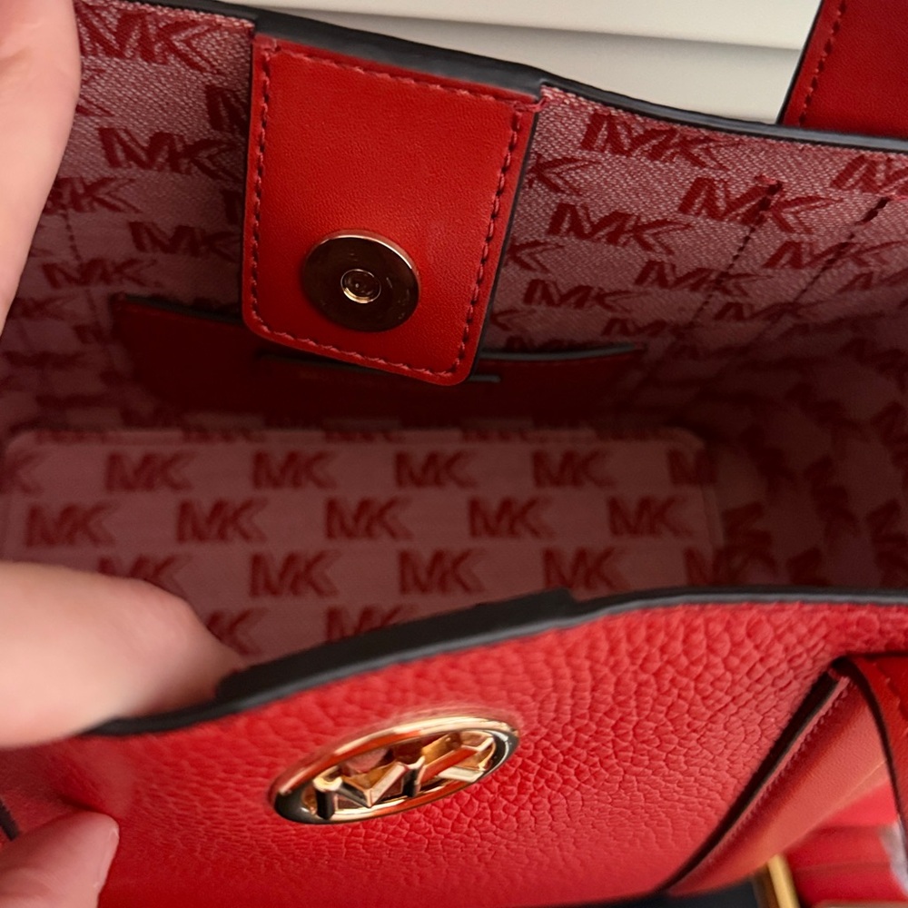 Michael Kors Red Pebbled Leather Tote with Gold MK Emblem - Picture 3 of 6